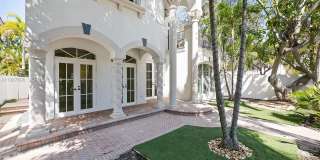 827 SE 2nd Ct 827 SE 2nd Ct Gallery 1