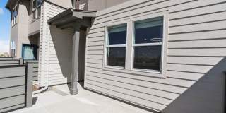 Charming 3BR Townhome in Denver Gallery 12