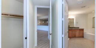 PET FRIENDLY UNFURNISHED ELEVATED PENTHOUSE LIVING WITH PRIVATE ELEVATOR Gallery 31