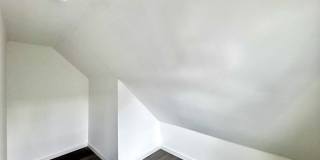 98 Safford St Gallery 34