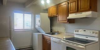 1 bedroom condo in Yosemite Court Condominiums! Available Now! Gallery 9