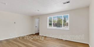 1055 Betts St NE Gallery 8