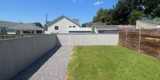 819 Hidalgo Street Gallery 28