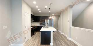 Great Location! 3-Story Townhome with Guest Suite, Loft & 1-Car Garage in Chapel Run – Available September 7th! Gallery 11