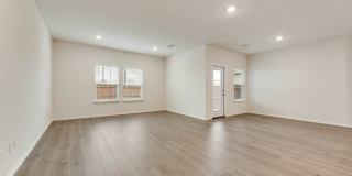 124 Labein Avenue Gallery 7