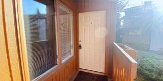 South Anchorage Condo with Balcony, Garage, and Laundry in unit! Gallery 18
