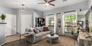 1702 E BELL Road Gallery 1
