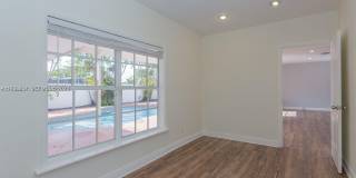 5520 Hayes St Gallery 14