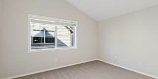 Spacious Greenwood Townhome - New Paint, Carpet and Water Heater!! Gallery 25