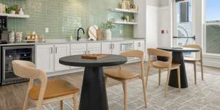 Maggie Flats Gallery 8