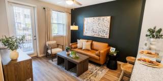 Woodlands Creekside Gallery 5