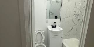 Beautiful Newly Renovated 4 Bedroom Home Now Available in Belmont!!! Gallery 10
