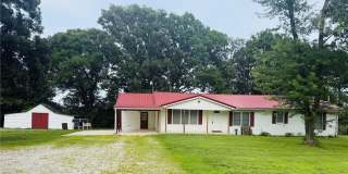 3 Bedroom 2 Bath home in Edgar Springs Gallery 1