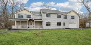 4 The Registry Gallery 1