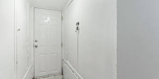 952 SHEPHERD ST NW #LOWER LEVEL Gallery 4