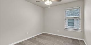 Adorable Brand New NE Edmond Gallery 23