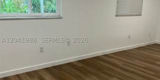 2611 NE 204th Ter Gallery 7