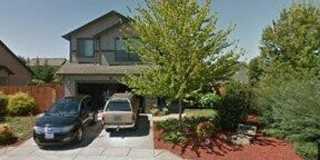 Must See 3 Bedroom Home with Fenced Yard! Gallery 1