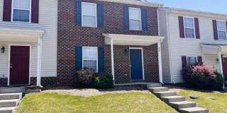 3 Bedroom 2.5 Bath Townhouse Gallery 1