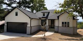 1/2 off first months rent if lease starts 9/1 Gallery 1