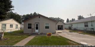 Freshly remodeled 3br 1ba, garage, LVP Flooring throughout. Gallery 1