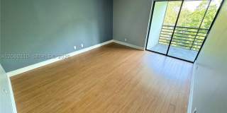 2324 S Cypress Bend Dr Gallery 8