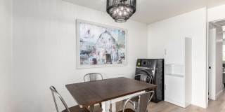 4848 N Woodmere Fairway Gallery 5