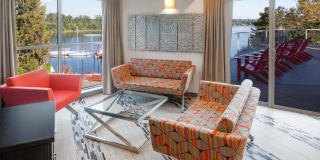 Boathouse Gallery 12