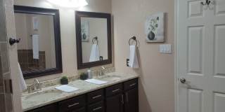 Room in 3 Bedroom Home at Arabian King Gallery 20