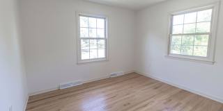 Single Family Home Centrally Located Gallery 23