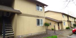 1 bedroom 1 bath- Ground level unit in South Salem! Gallery 11