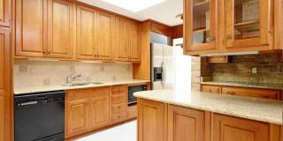 Sparkling and Spacious Gallery 9