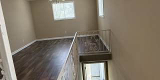 108 Ray Avenue Gallery 4