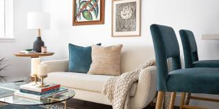 The Madelon Gallery 32