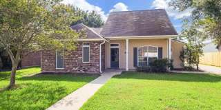 111 Songbird Lane Gallery 1