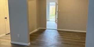 813 S Grosvenor Ct Gallery 38