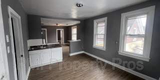 2945 N 23rd St Gallery 22