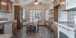 Great Ridgecrest 4 Bedroom Home Gallery 4