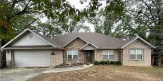 305 Meadows Court Gallery 1