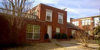 Amazing townhome by Cherry St! Gallery 2