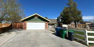Your Dream Home: Spacious Interiors, Garage, and Huge Backyard Gallery 1