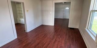 704 Davis St. Gallery 4
