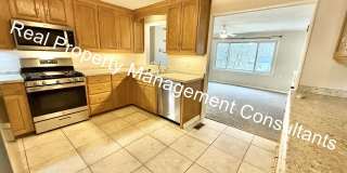 3-Bedroom Home Near Downtown Overland Park! Gallery 7