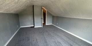 Fountain Square 2 Bed 1 Bath with large backyard. Gallery 15