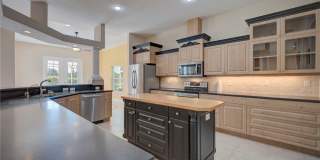 638 Parkdale Boulevard Gallery 9