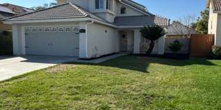 Don't miss out on this 4 bedroom home ready for rent. Don't miss out on this 4 bedroom home ready for rent. Gallery 1