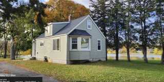 402 4th Street S Gallery 1