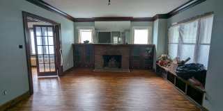 505 West Green Street Gallery 9