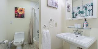 5427 Villa D'Este Court - AirBnB Gallery 31