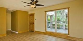 Great Home in Windsor Park Gallery 8